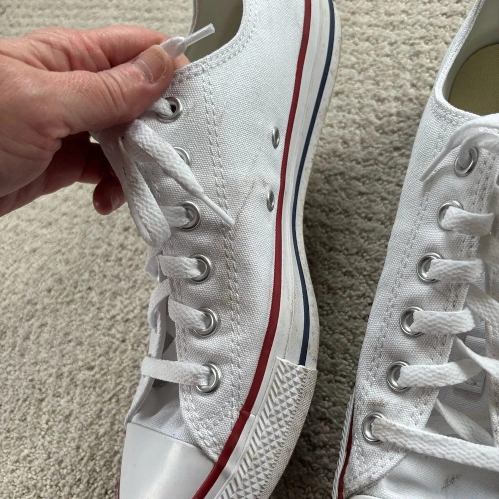 Converse White Low-Top Sneakers - Picture 3 of 7